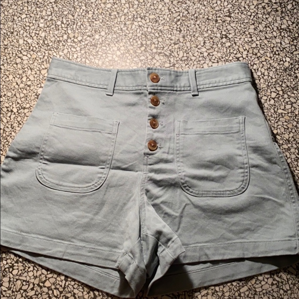Gap high rise shorts in a blue grey